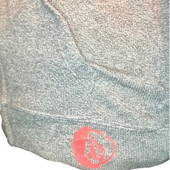 Women’s Volcom Heather-Gray Zip-Up Hoodie w/ a Raised Neck - Picture 11 of 16